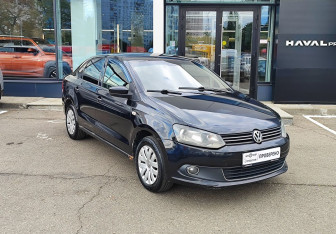 Подержанный автомобиль Volkswagen Polo Sedan 2013 года (3 фото)