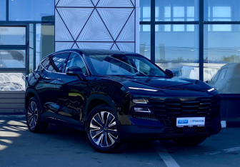 Подержанный автомобиль Jetour Dashing 2023 года (3 фото)