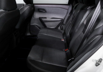 Подержанный автомобиль Nissan Rogue 2020 года (10 фото)