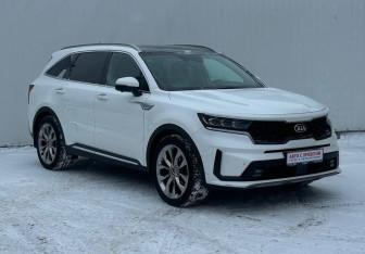 Подержанный автомобиль Kia Sorento 2020 года (3 фото)