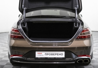 Подержанный автомобиль Genesis G70 2021 года (20 фото)