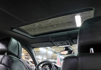 Подержанный автомобиль BMW X6 M 2012 года (25 фото)