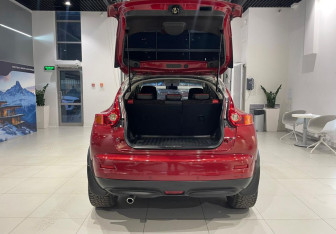 Подержанный автомобиль Nissan Juke 2013 года (7 фото)