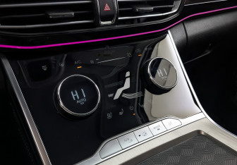 Подержанный автомобиль Exeed VX 2023 года (27 фото)