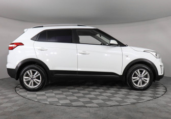 Подержанный автомобиль Hyundai Creta 2016 года (4 фото)