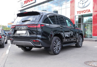 Новый Lexus LX 2024 (10 фото)