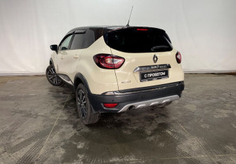 Подержанный автомобиль Renault Kaptur 2018 года (4 фото)