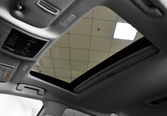 Подержанный автомобиль Lexus ES 2018 года (26 фото)