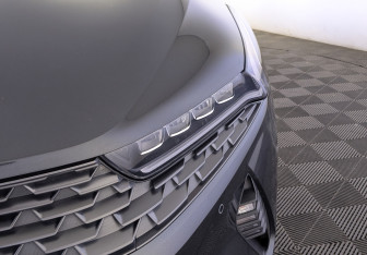 Подержанный автомобиль Kia K5 2021 года (11 фото)