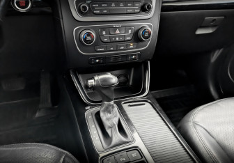 Подержанный автомобиль Kia Sorento 2015 года (26 фото)