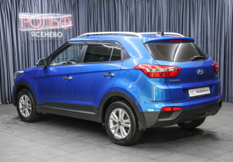 Подержанный автомобиль Hyundai Creta 2018 года (7 фото)