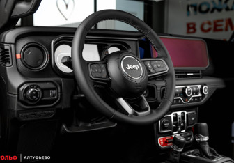 Новый Jeep Wrangler 2025 (10 фото)