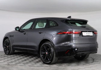 Подержанный автомобиль Jaguar F-Pace 2021 года (6 фото)