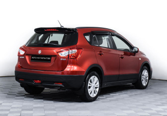 Подержанный автомобиль Suzuki SX4 Hatchback 2019 года (5 фото)