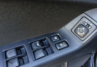 Подержанный автомобиль Mitsubishi Lancer Sedan 2008 года (14 фото)