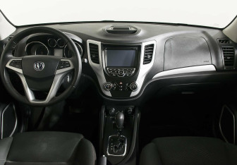 Подержанный автомобиль Changan CS35 2016 года (9 фото)