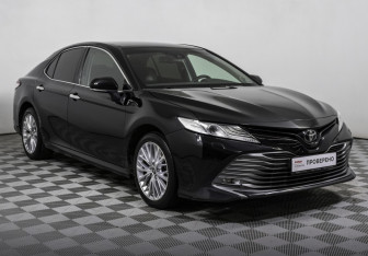 Подержанный автомобиль Toyota Camry Sedan 2020 года (3 фото)