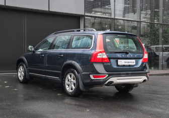 Подержанный автомобиль Volvo XC70 2008 года (6 фото)