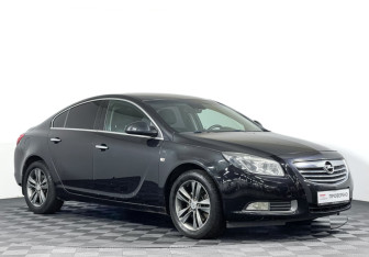 Подержанный автомобиль Opel Insignia Sedan 2011 года (3 фото)