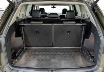 Подержанный автомобиль Volkswagen Teramont 2019 года (17 фото)