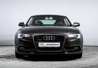 Подержанный автомобиль Audi A5 Coupe 2014 года (2 фото)