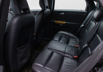 Подержанный автомобиль Volvo S40 2007 года (11 фото)