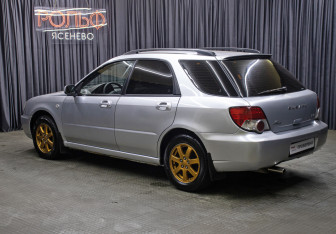 Подержанный автомобиль Subaru Impreza Wagon 2004 года (4 фото)