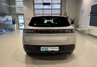 Подержанный автомобиль AITO M5 2023 года (5 фото)