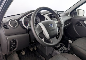 Подержанный автомобиль Datsun on-DO 2015 года (13 фото)