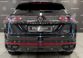 Подержанный автомобиль Volkswagen Teramont 2024 года (6 фото)