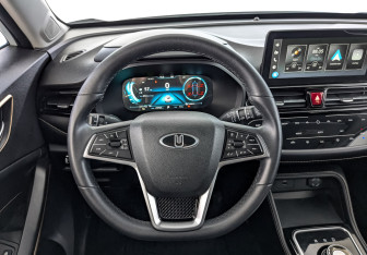 Подержанный автомобиль Москвич 3е 2023 года (21 фото)