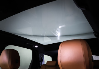 Подержанный автомобиль Land Rover Discovery Sport 2015 года (17 фото)