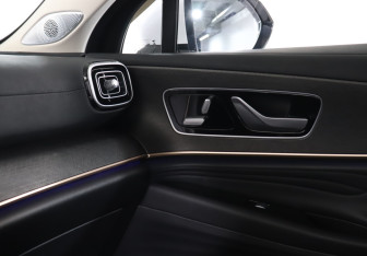 Подержанный автомобиль Jaecoo J8 2024 года (20 фото)