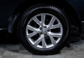 Подержанный автомобиль Nissan Murano Suv 2013 года (15 фото)