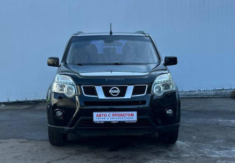 Подержанный автомобиль Nissan X-Trail 2011 года (2 фото)