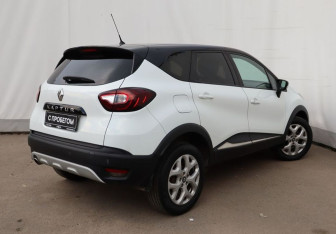 Подержанный автомобиль Renault Kaptur 2017 года (4 фото)