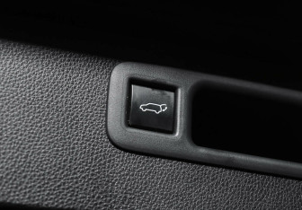 Подержанный автомобиль Toyota Highlander 2020 года (23 фото)