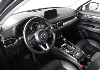 Подержанный автомобиль Mazda CX-5 2021 года (9 фото)