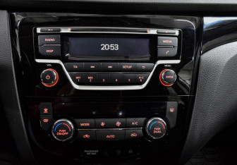 Подержанный автомобиль Nissan Qashqai 2016 года (16 фото)