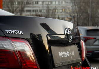 Подержанный автомобиль Toyota Camry Sedan 2008 года (21 фото)