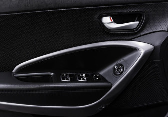 Подержанный автомобиль Hyundai Santa Fe 2014 года (13 фото)