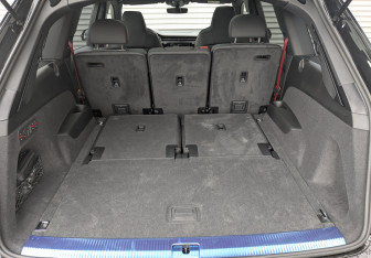 Новый Audi Q7 2025 (8 фото)