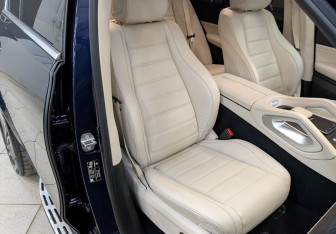 Подержанный автомобиль Mercedes-Benz GLE 2021 года (24 фото)