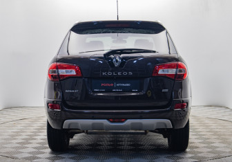 Подержанный автомобиль Renault Koleos 2014 года (4 фото)