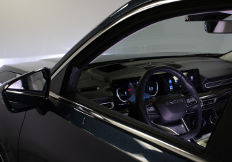 Подержанный автомобиль Exeed RX 2023 года (20 фото)