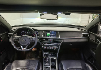 Подержанный автомобиль Kia Optima Sedan 2016 года (11 фото)