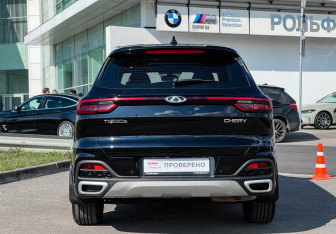 Подержанный автомобиль Chery Tiggo 8 2022 года (6 фото)