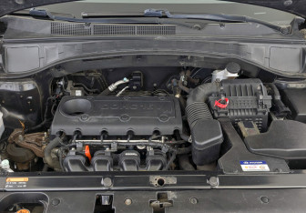 Подержанный автомобиль Hyundai Santa Fe 2014 года (9 фото)