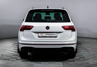 Подержанный автомобиль Volkswagen Tiguan 2021 года (6 фото)