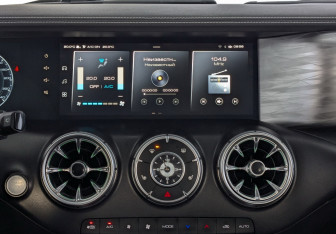 Подержанный автомобиль Tank 300 2023 года (15 фото)